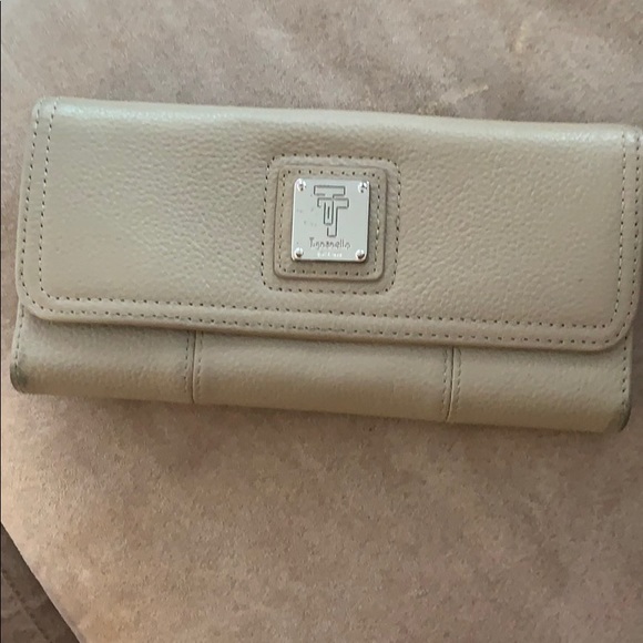 Large grey Tignanello wallet - Picture 1 of 5